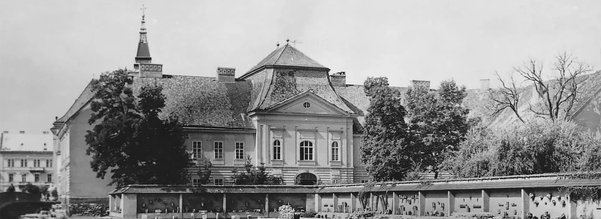 Székesfehérvár - középkori romkert